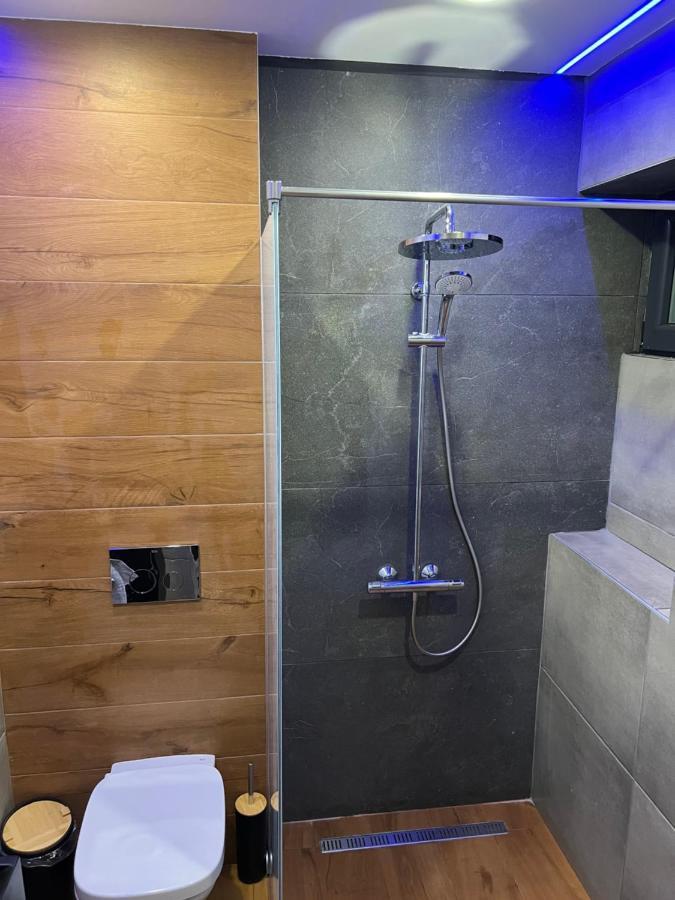 Apartament Varosha Luxury Lovetsj Buitenkant foto