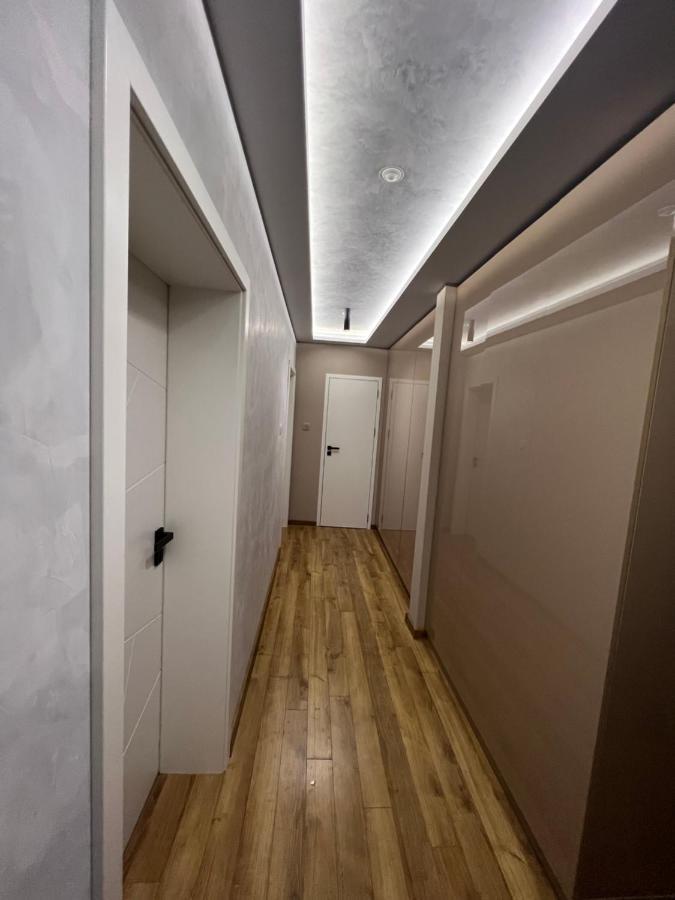 Apartament Varosha Luxury Lovetsj Buitenkant foto