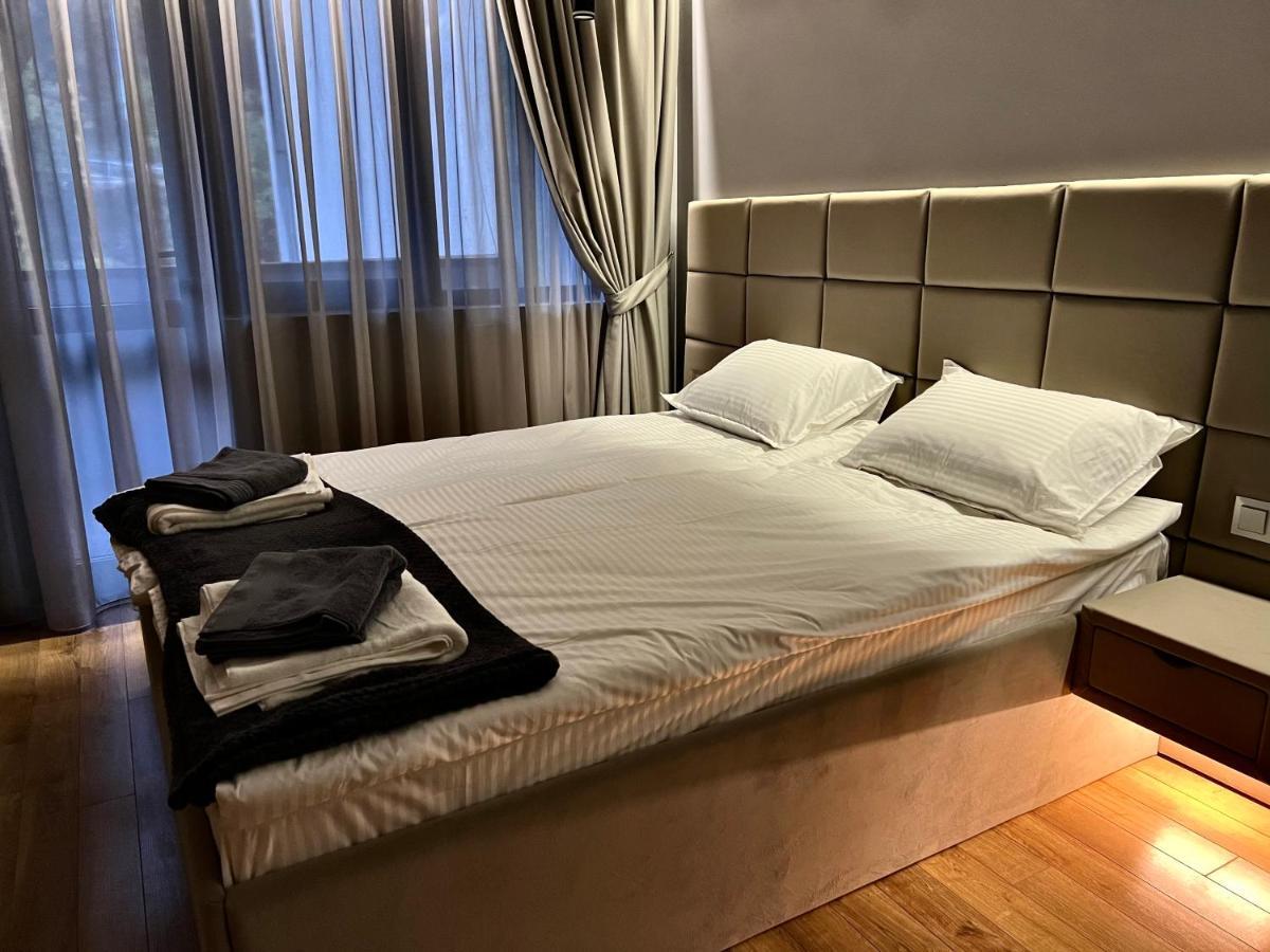 Apartament Varosha Luxury Lovetsj Buitenkant foto