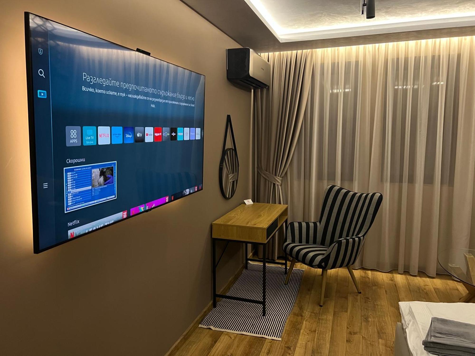 Apartament Varosha Luxury Lovetsj Buitenkant foto